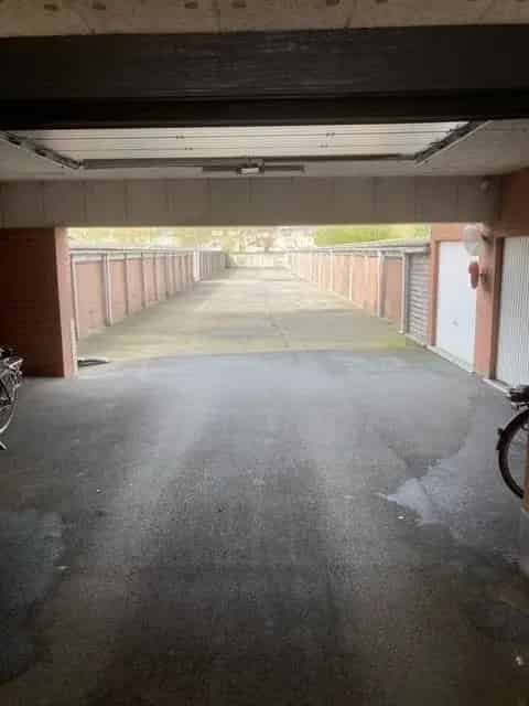 Ondergrondse parkeerplaats op -1