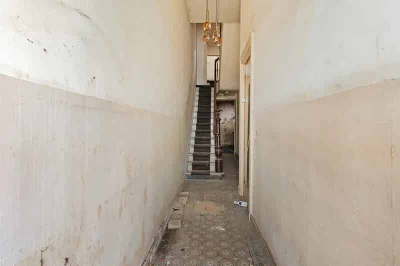 Te renoveren herenwoning met 4 slaapkamers aan het Krugerpark