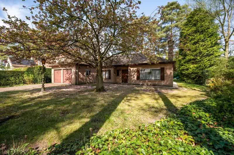 Huis te koop te s Gravenwezel 1329m² 3 slaapkamers