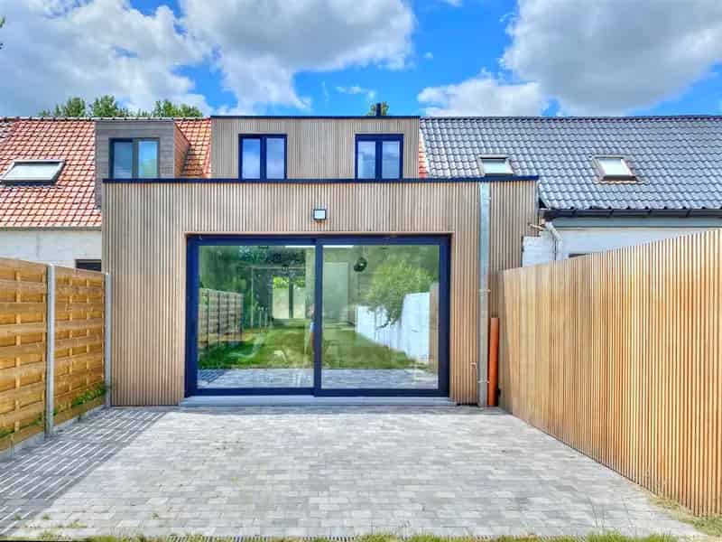Energiezuinige huis met diepe tuin