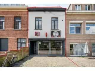 Handelspand Wilrijk Te renoveren Duplex Appartement