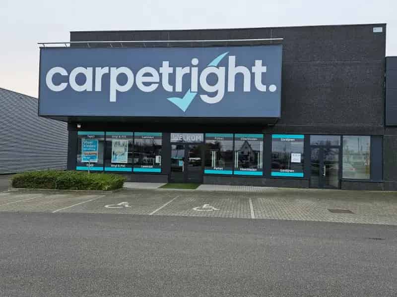 Te huur :  Roeselare Bruggesteenweg baanwinkel gelijkvloers met verdiep +/-1429 m²