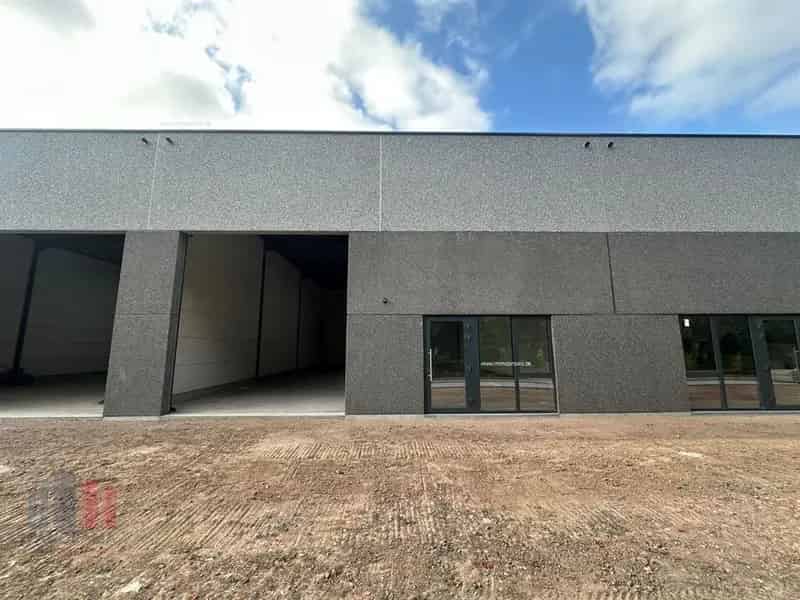 Nieuwbouw KMO unit te koop nabij A19 Moorslede