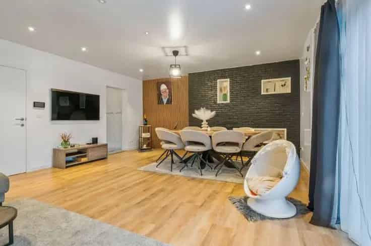 Gerenoveerde woning met 3 slaapkamers te koop in Sint Niklaas