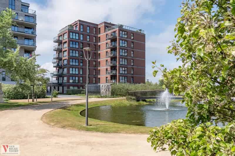 Weelderige penthouses Oosteroever