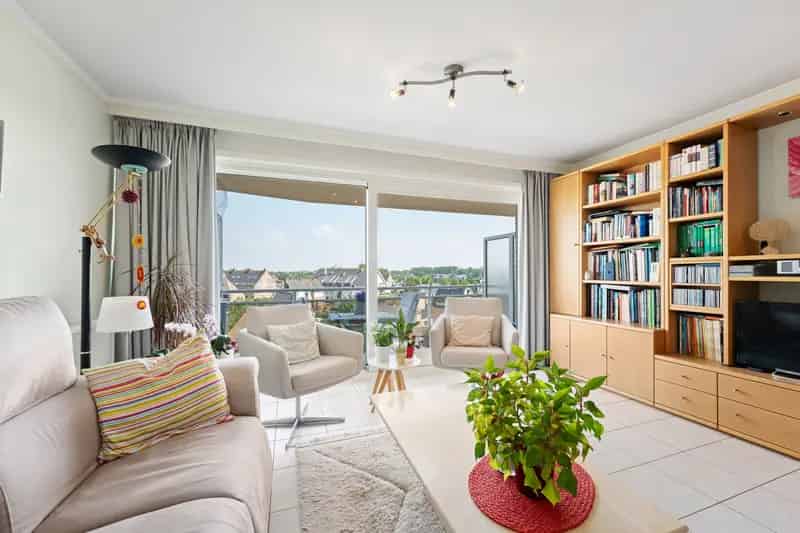 Appartement te huur met zeezicht en zonneterras