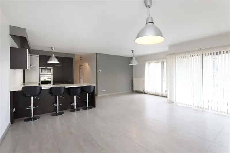 Ruim 3 Slaapkamer Appartement Tongeren Centrum