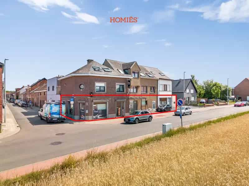 Volledig uitgeruste handelsruimte op strategische locatie