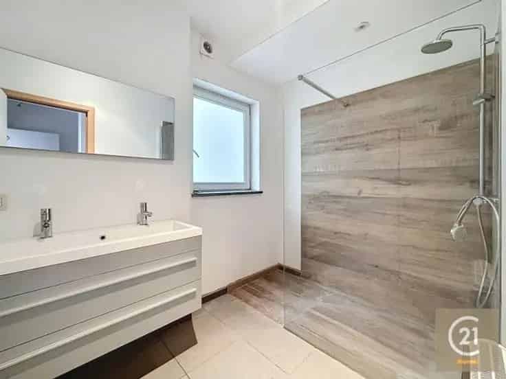 Duplex Te Koop