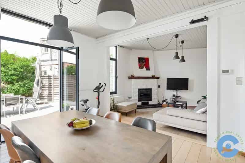 Huis te huur Berchem: 3 slaapkamers, tuin en centrale ligging