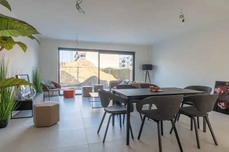 Knappe energiezuinige woningen met 5 slpks en garage
