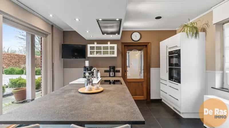 NIEUWERKERKEN - Charmante, instapklare woning met 3 slaapkamers