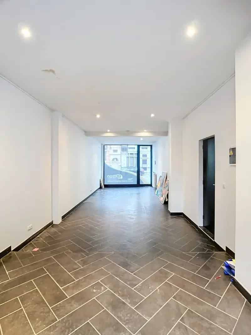 Generaal Lemanstraat 45  8460310