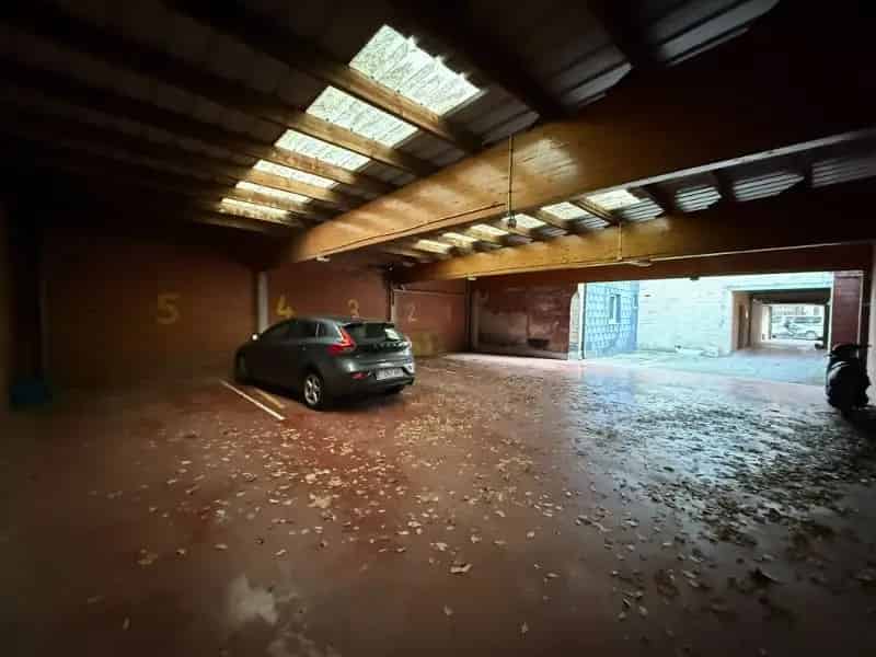 Overdekte staanplaats in hartje Gent – Hoogstraat