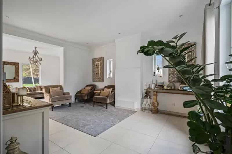 Volledig gerenoveerde woning op een toplocatie te Heide!