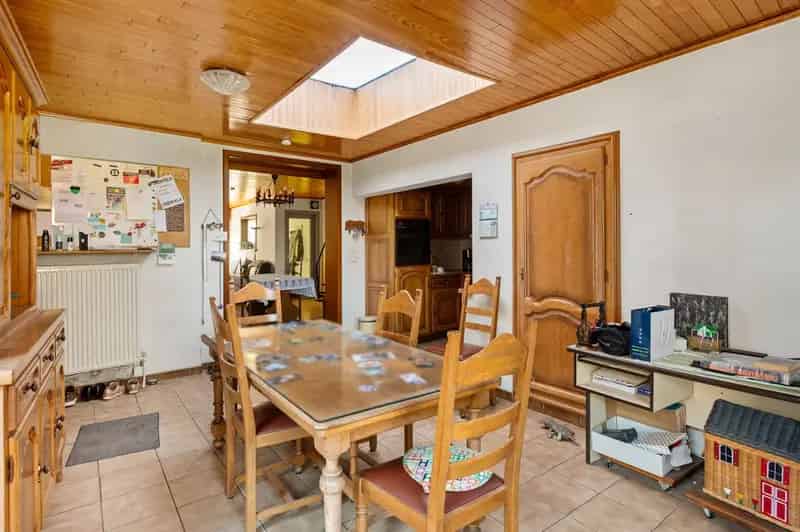 Ruime 5-slaapkamerwoning in hartje Walem
