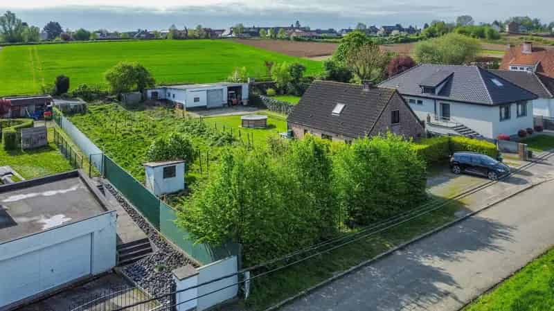 Een welgelegen perceel bouwgrond van 10a 35ca!