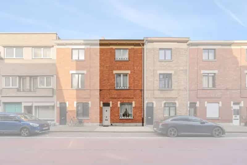 Ruime woning met 4 slaapkamers en tuin