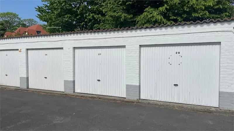 Garage te koop Assebroek
