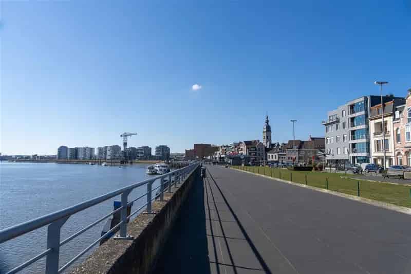 Gelijkvloers appartement te koop in Temse