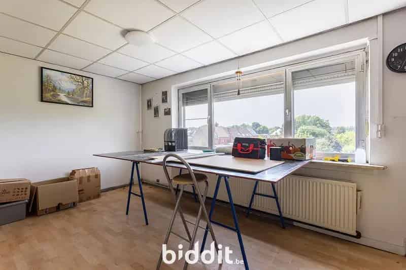 GUNSTIG GELEGEN WONING