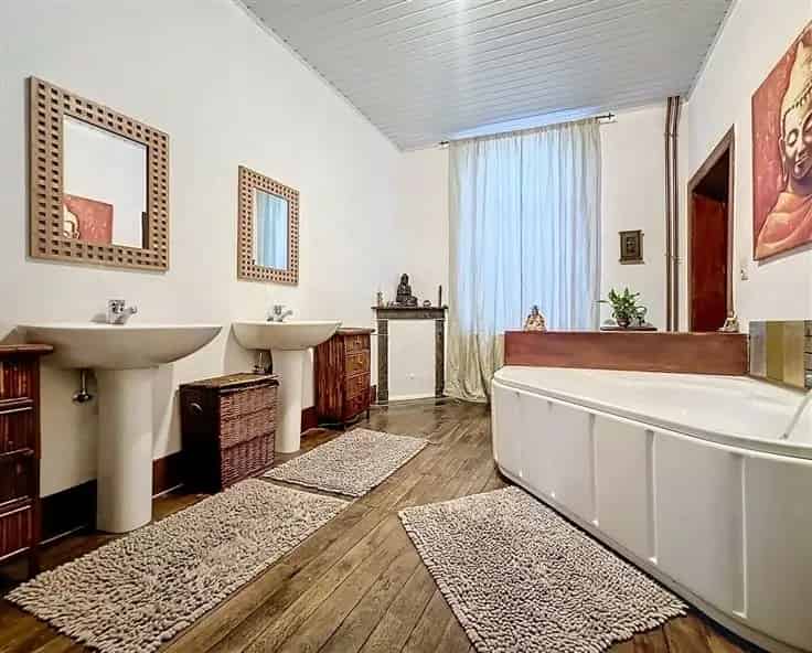 Huis Te Koop Walcourt 9 slaapkamers 415m²