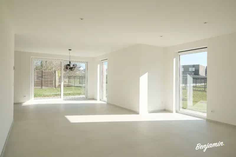 Landelijke nieuwbouwvilla met 4 slaapkamers in het rustige Zonnebeke