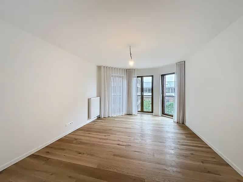 2 Slaapkamer Appartement Te Huur Tour Taxis Nieuwbouw