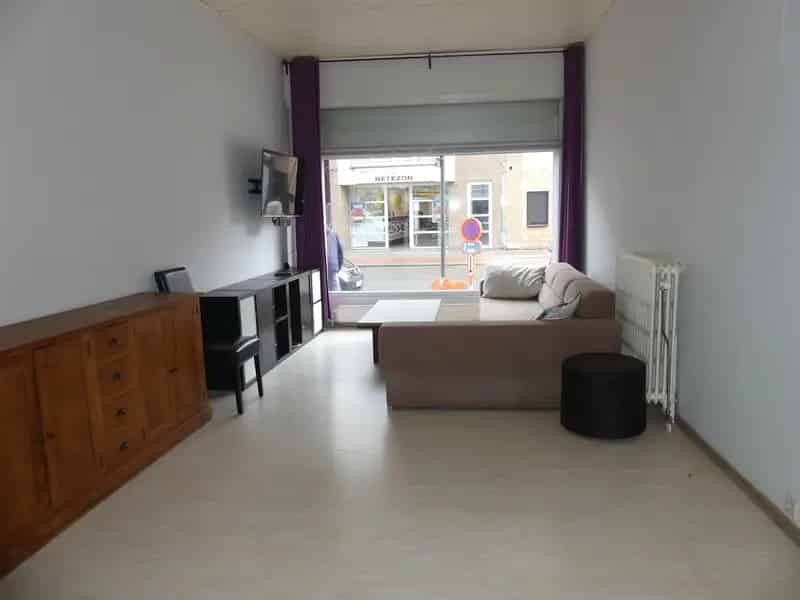 Opbrengstwoning bestaande uit 2 appartementen!