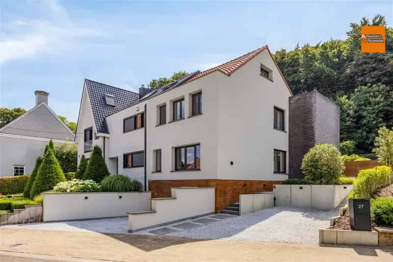 Instapklare gezinswoning met prachtig boszicht in Kortenberg.