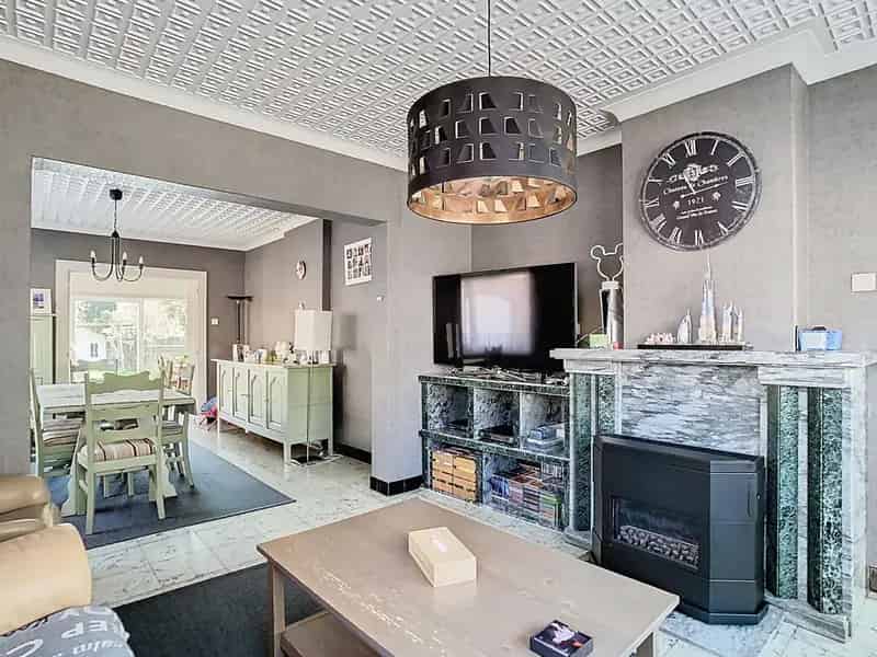Woning met 3 SLPK, Ruime Garage én Tuin, op een Toplocatie!