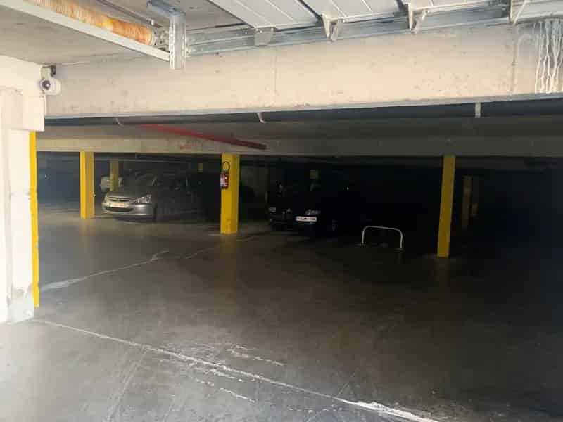 Garage te koop
