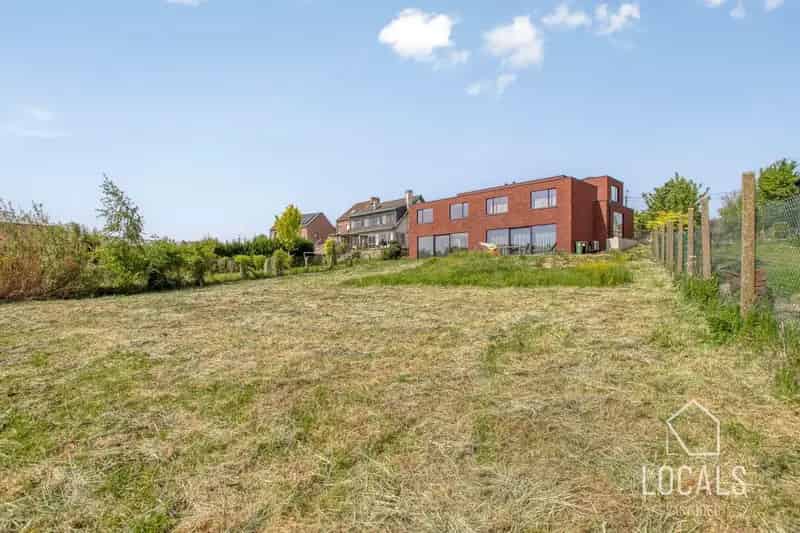 Ruime HOB met garage, tuin & 3 slaapkamers op toplocatie!