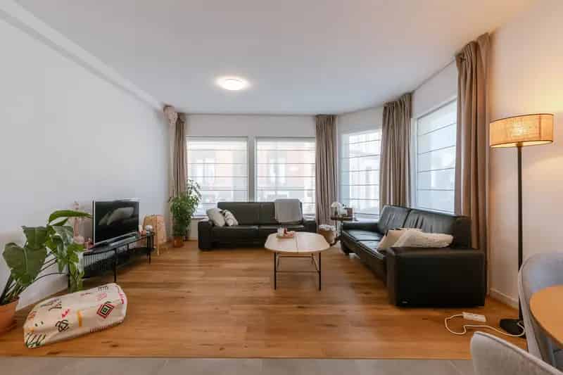 Appartement te huur Gent: 1 slaapkamer, gelijkvloers, moderne keuken