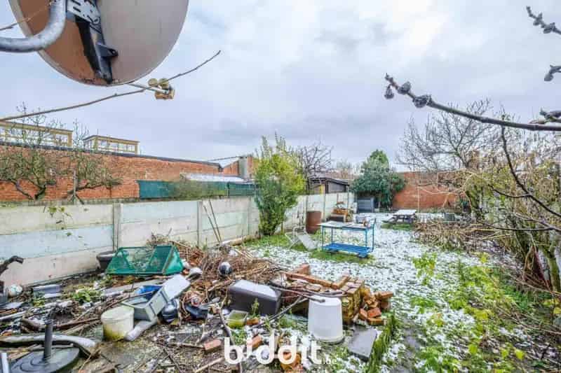 TE RENOVEREN RIJWONING