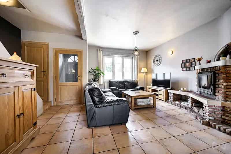 Huis met drie slaapkamers in Ottignies