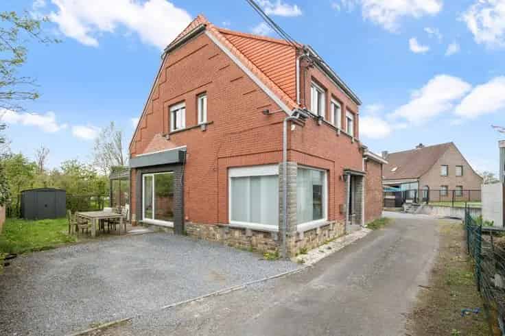 Huis Te Koop Ramsdonk: 3 Slaapkamers Grote Schuur Rustige Straat