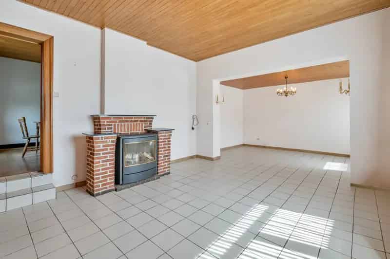 Op te frissen open bebouwing met leuke tuin te Schepdaal