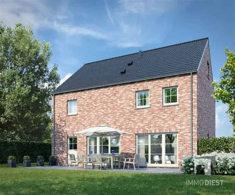 Nog te bouwen villa op knappe bouwgrond voor open bebouwing 18,66are