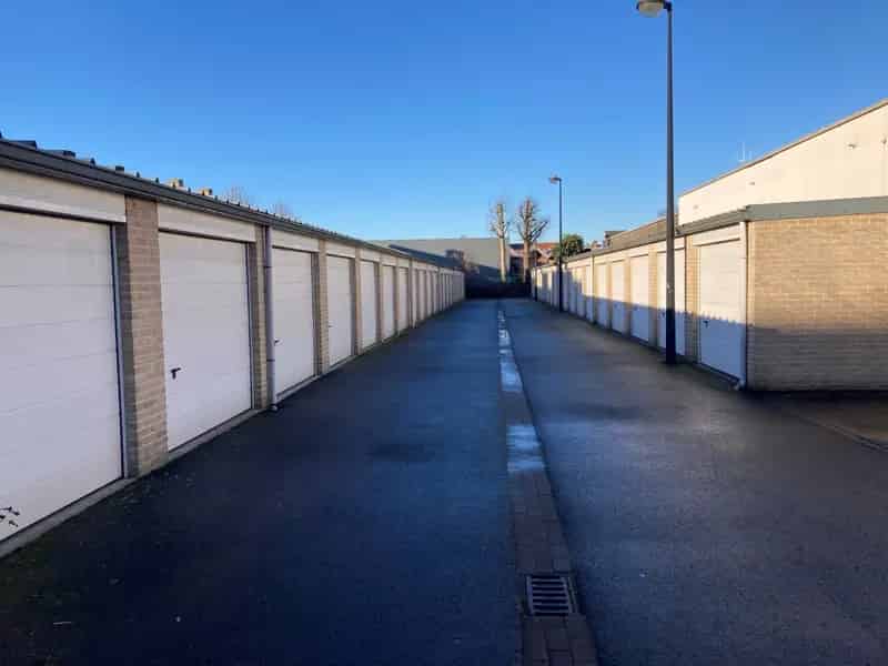 Garagebox op toplocatie!