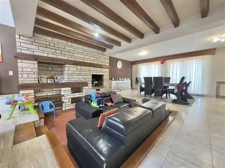 Duplex Te Koop