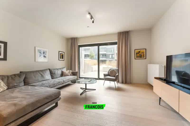 Modern duplex appartement met 3 slaapkamers te koop – Troonstraat 208, Mariakerke/Oostende