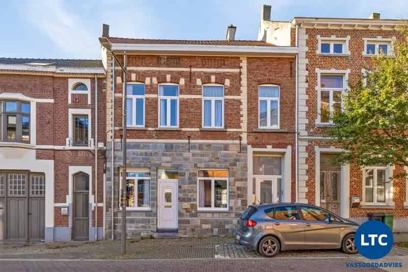 Te Koop Ruime Rijwoning Hoegaarden Centrum