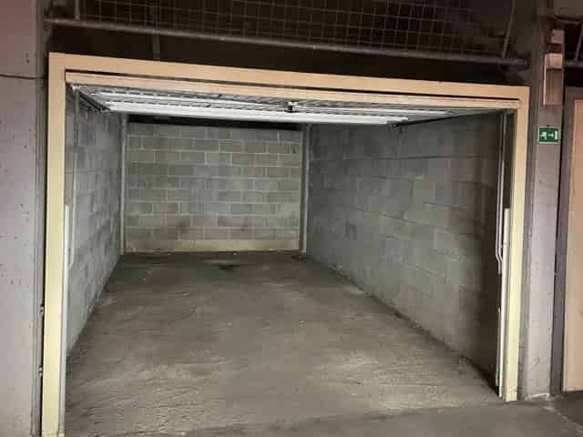 Garage  te Woluwe-Saint-Lambert 