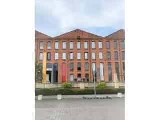 Handelspand te huur Kortrijk Pottelberg 300m² Kantoorruimte