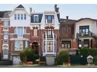 Herenhuis te koop Schaerbeek 5 slaapkamers 2 badkamers