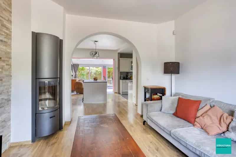 Gerenoveerde woning met 3 kamers en ZW-gerichte tuin