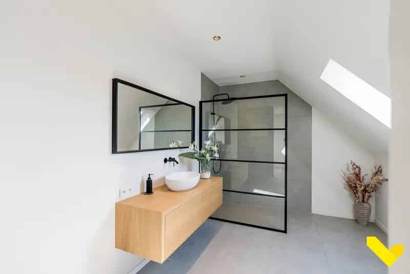 Verrassend Ruime Gezinswoning Met Moderne Afwerking!