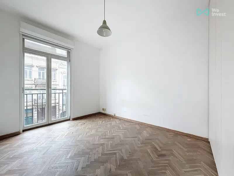Appartement met twee slaapkamers in Schaerbeek