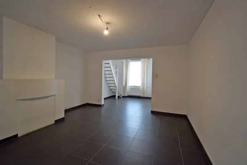 INSTAPKLARE RIJWONING MET 3 SLAAPKAMERS